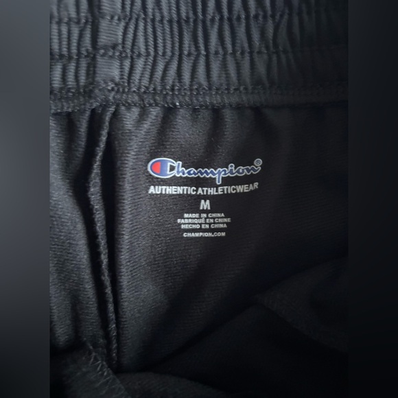 New w/o tags Champion Boys black joggers size M standard fit - Picture 3 of 3